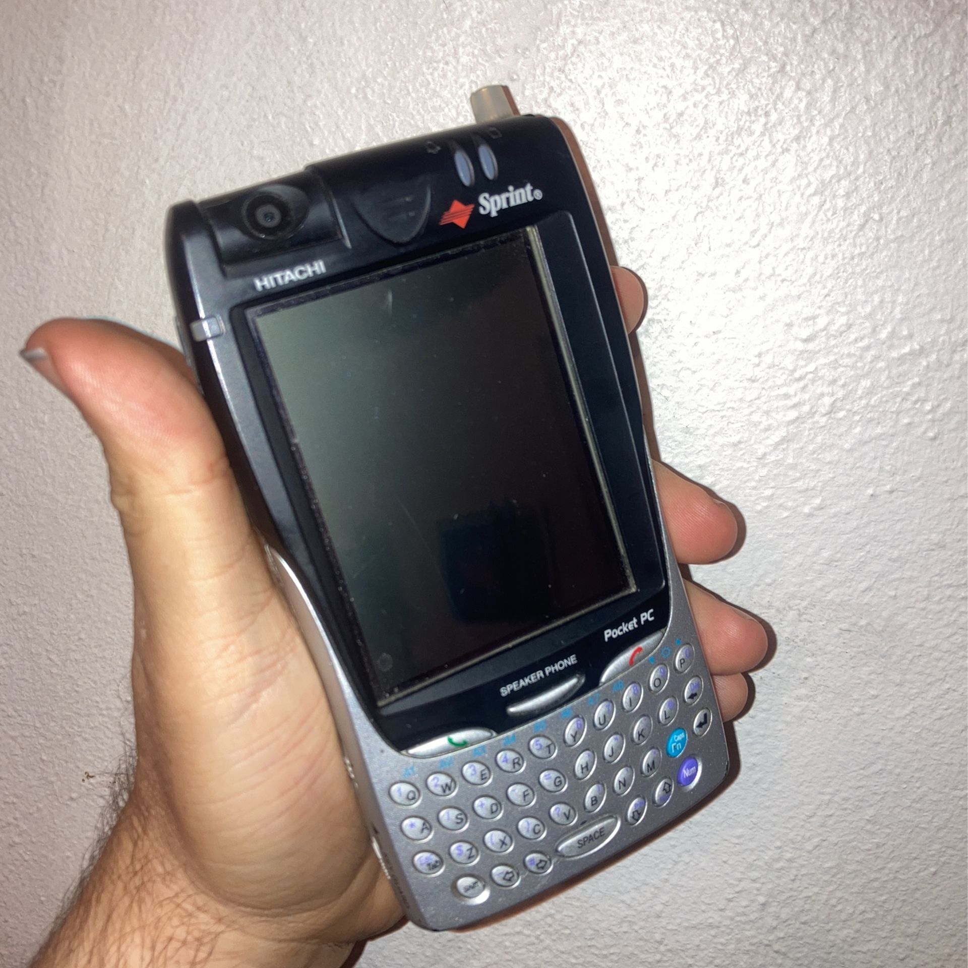 Hitachi G1000 Cell Phone •Sprint• (C Level)