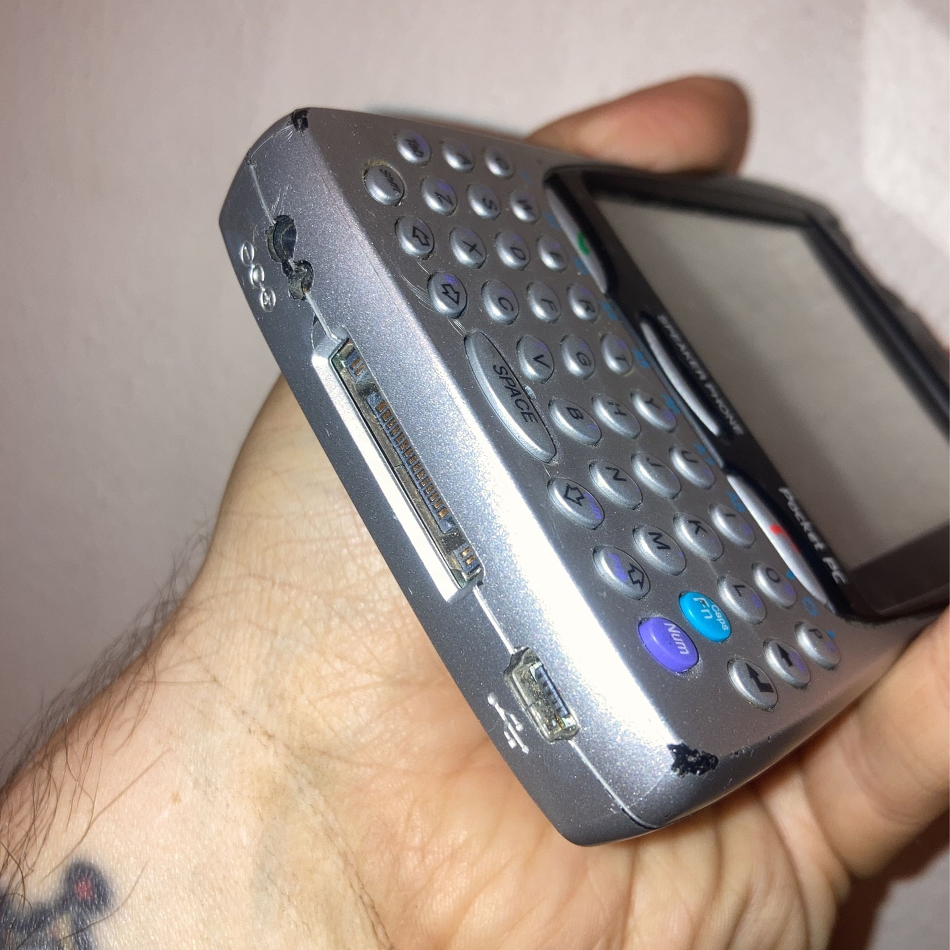 Hitachi G1000 Cell Phone •Sprint• (C Level) - photo 4