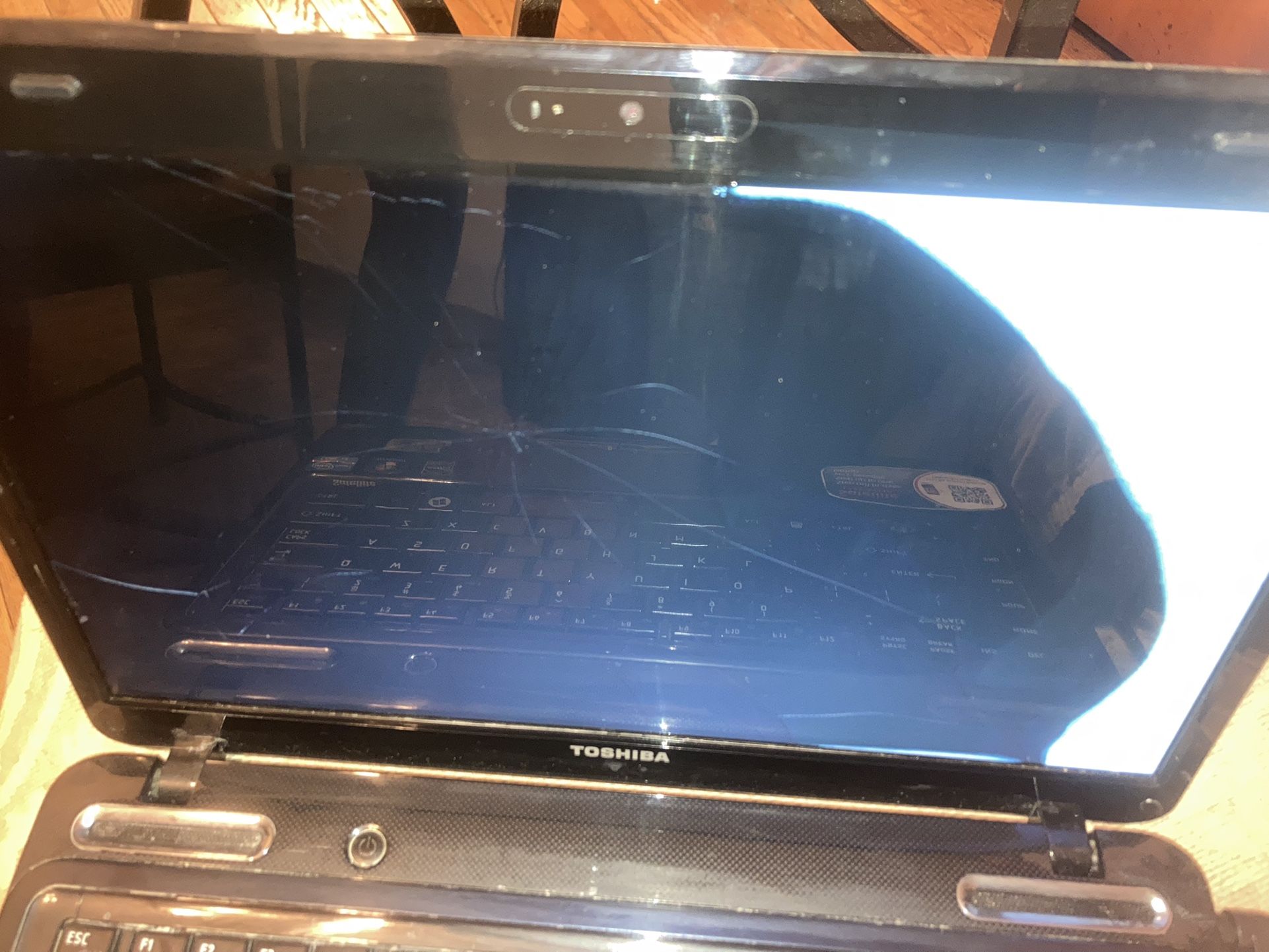 Toshiba Satellite L745 (See Description) - photo 4