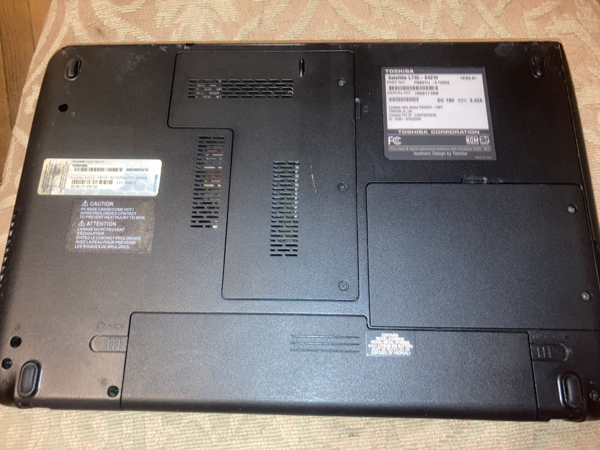 Toshiba Satellite L745 (See Description) - photo 5