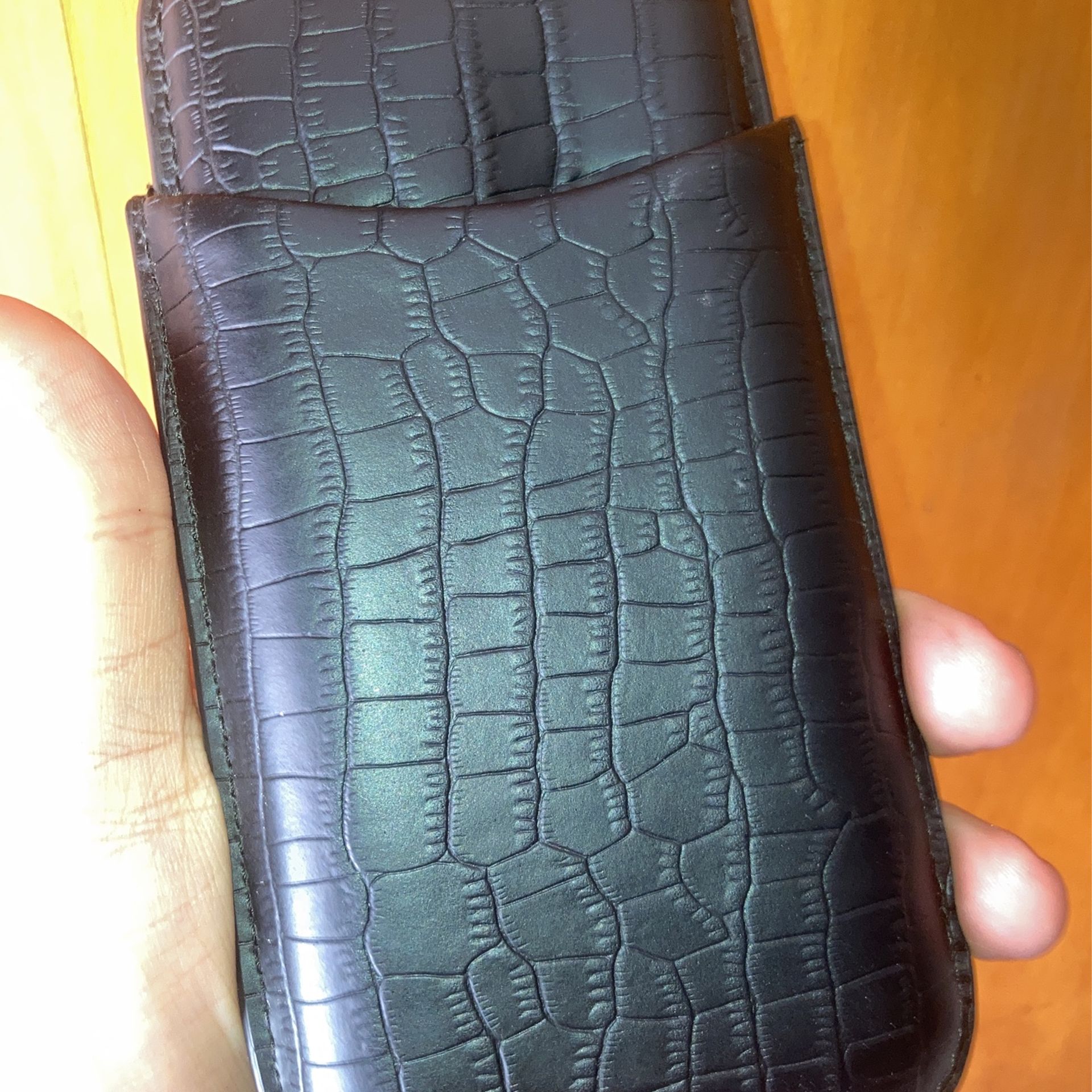 Mantello Black Leather Pouch Holder - photo 2