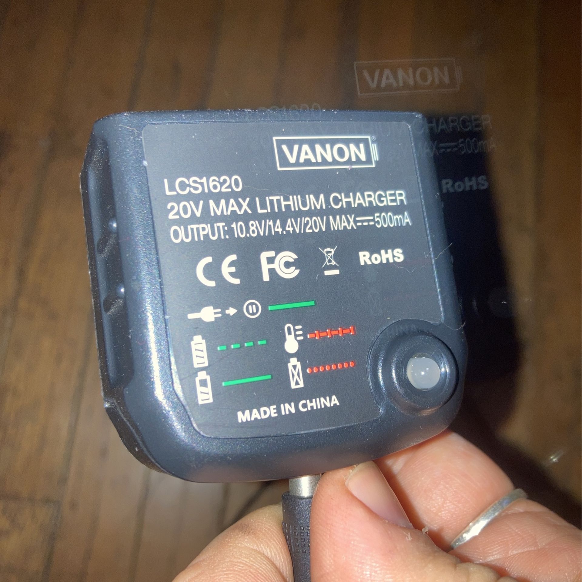 N16500 20V Li-Ion Battery Charger - photo 2