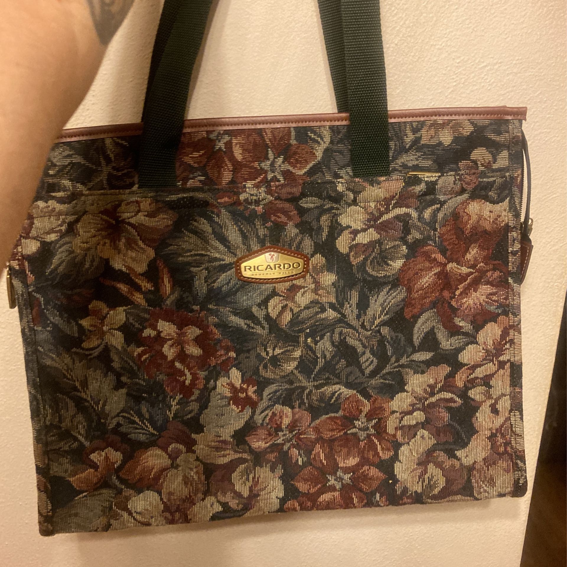 Ricardo Beverly Hills 16” Carry Bag, Floral