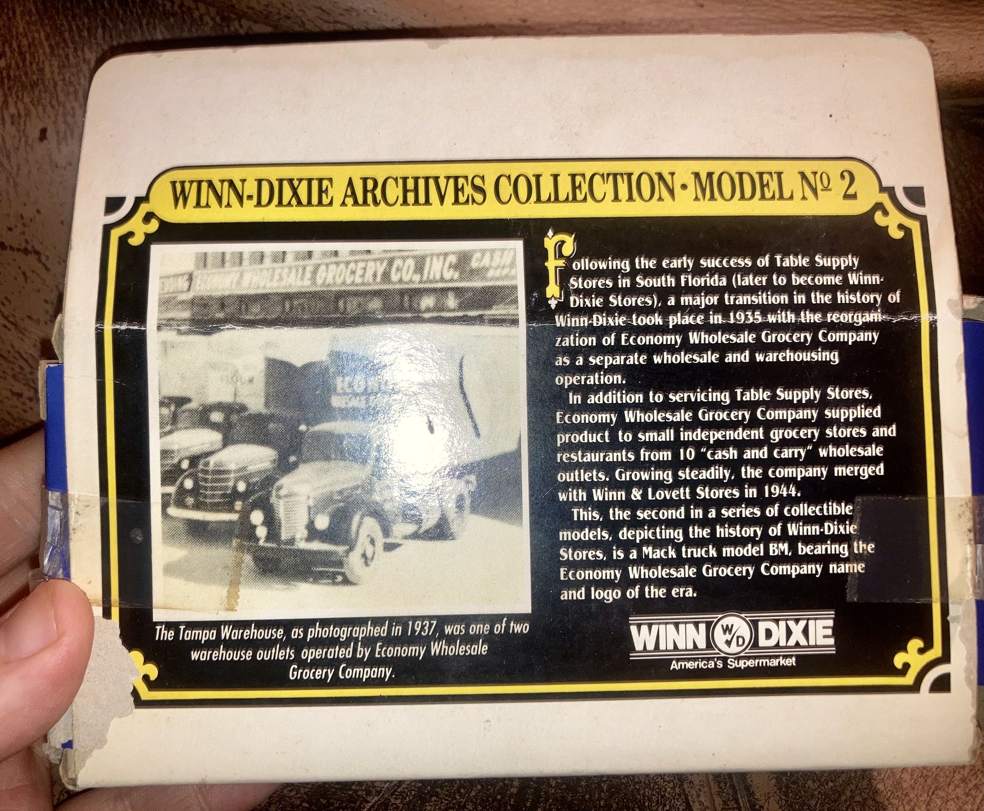 Winn-Dixie Collectible Truck - Economy Wholesale Grocery Co., In - photo 3