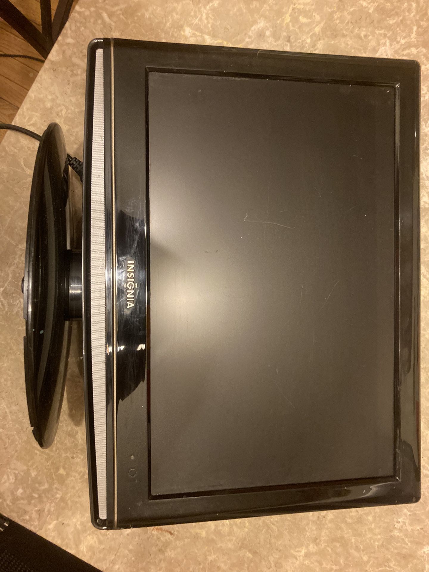 Insignia 19” LCD TV/DVD Player - photo 2