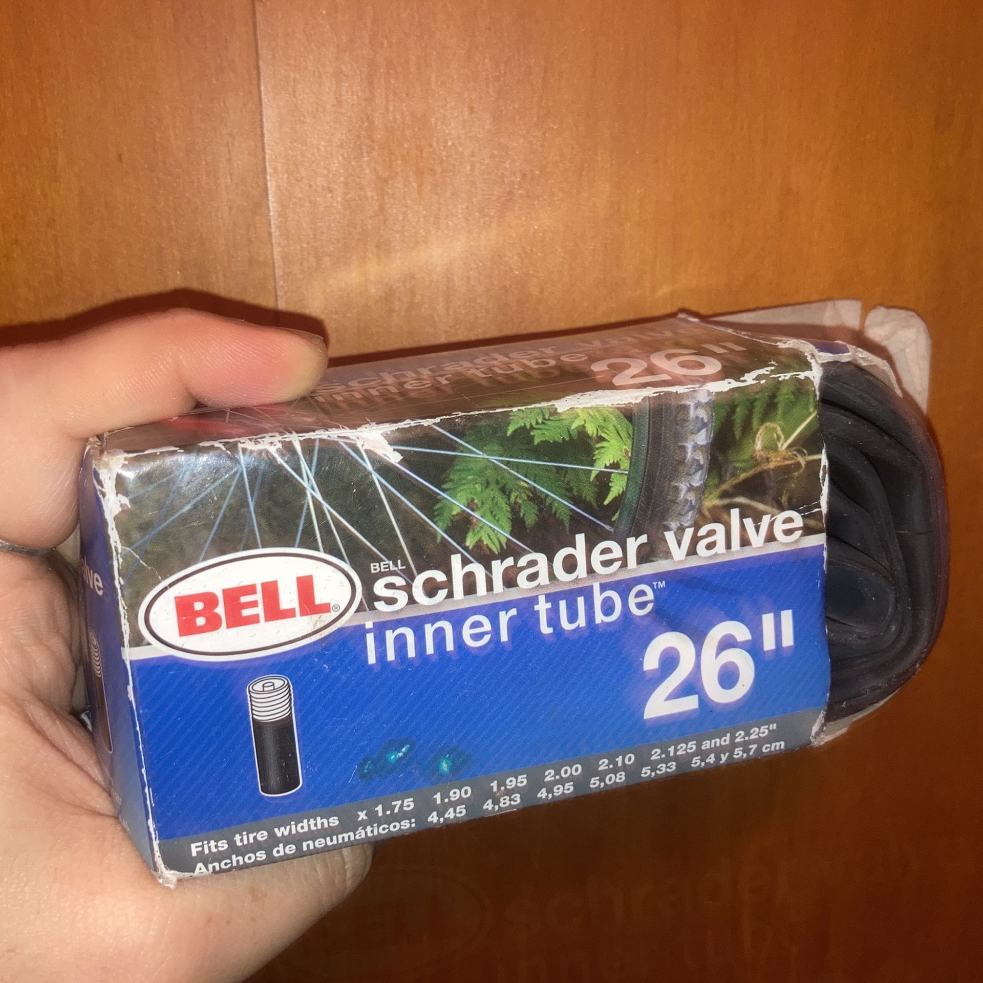 Bell Schrader Valve Tire Inner Tube 26”