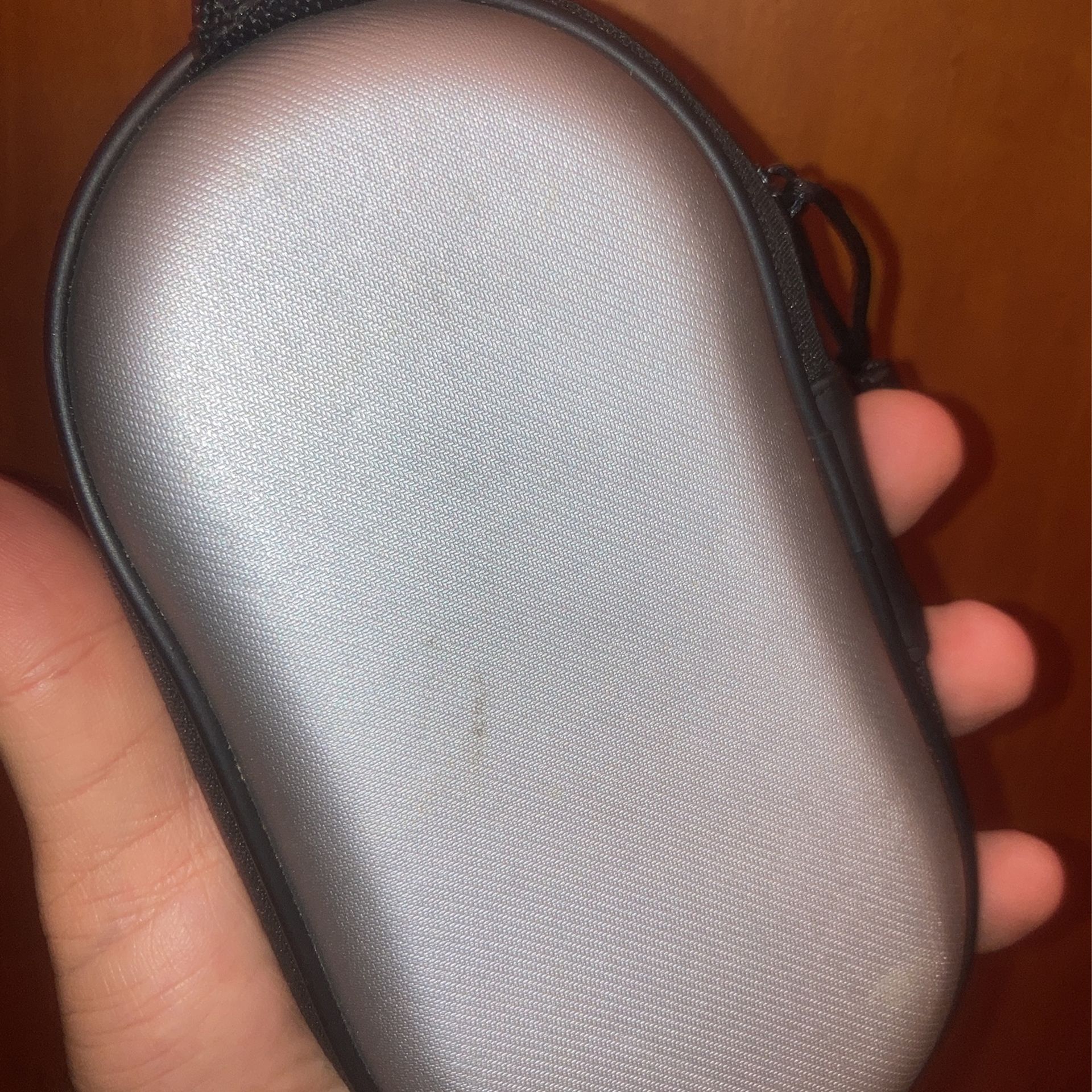 Adobe Portable Zippered Case With Speakers - photo 2