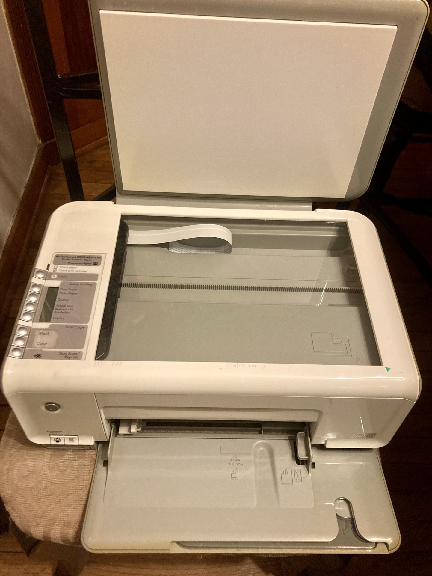 HP Photosmart C3135 All-In-One Printer
