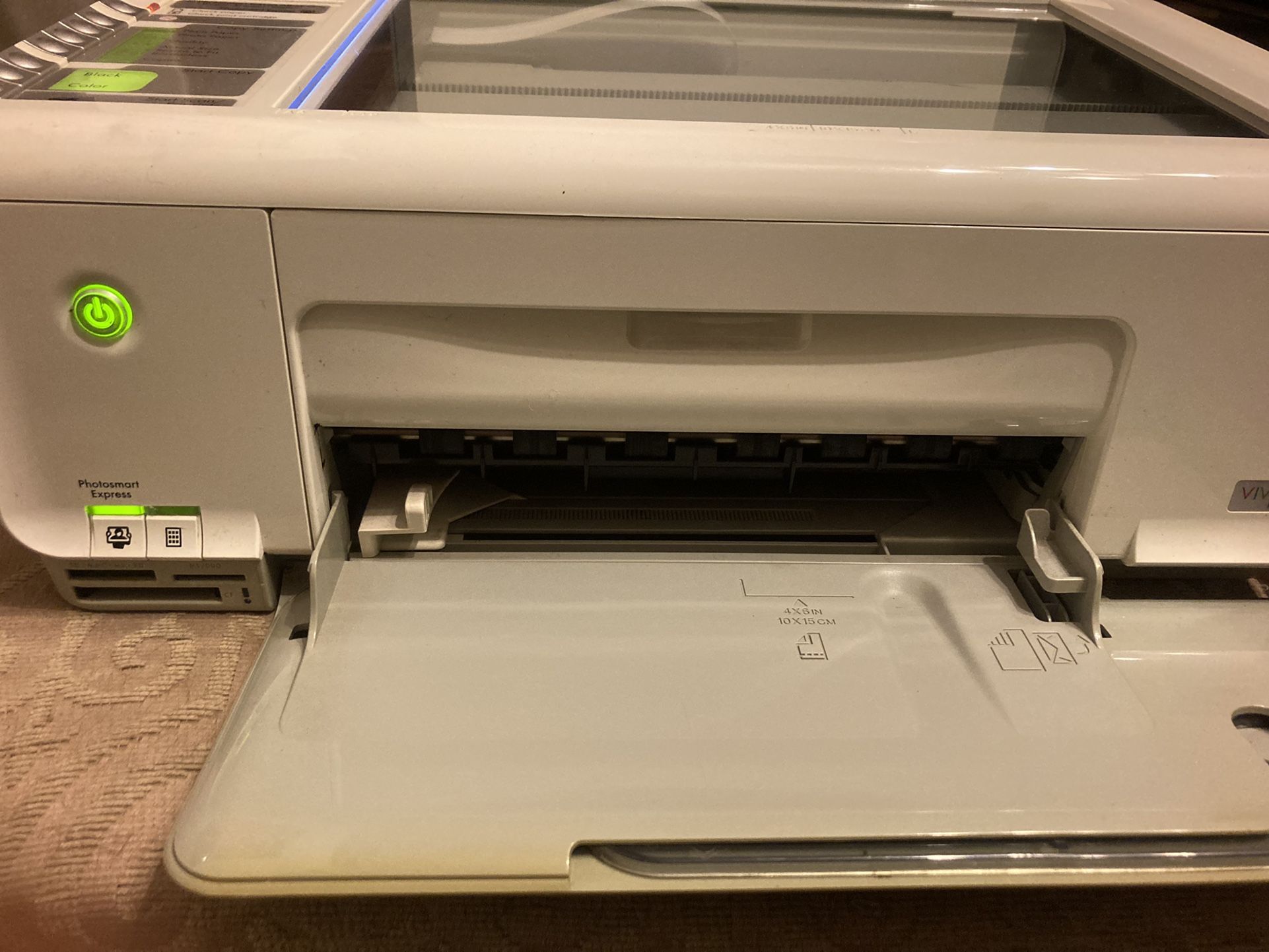 HP Photosmart C3135 All-In-One Printer - photo 2