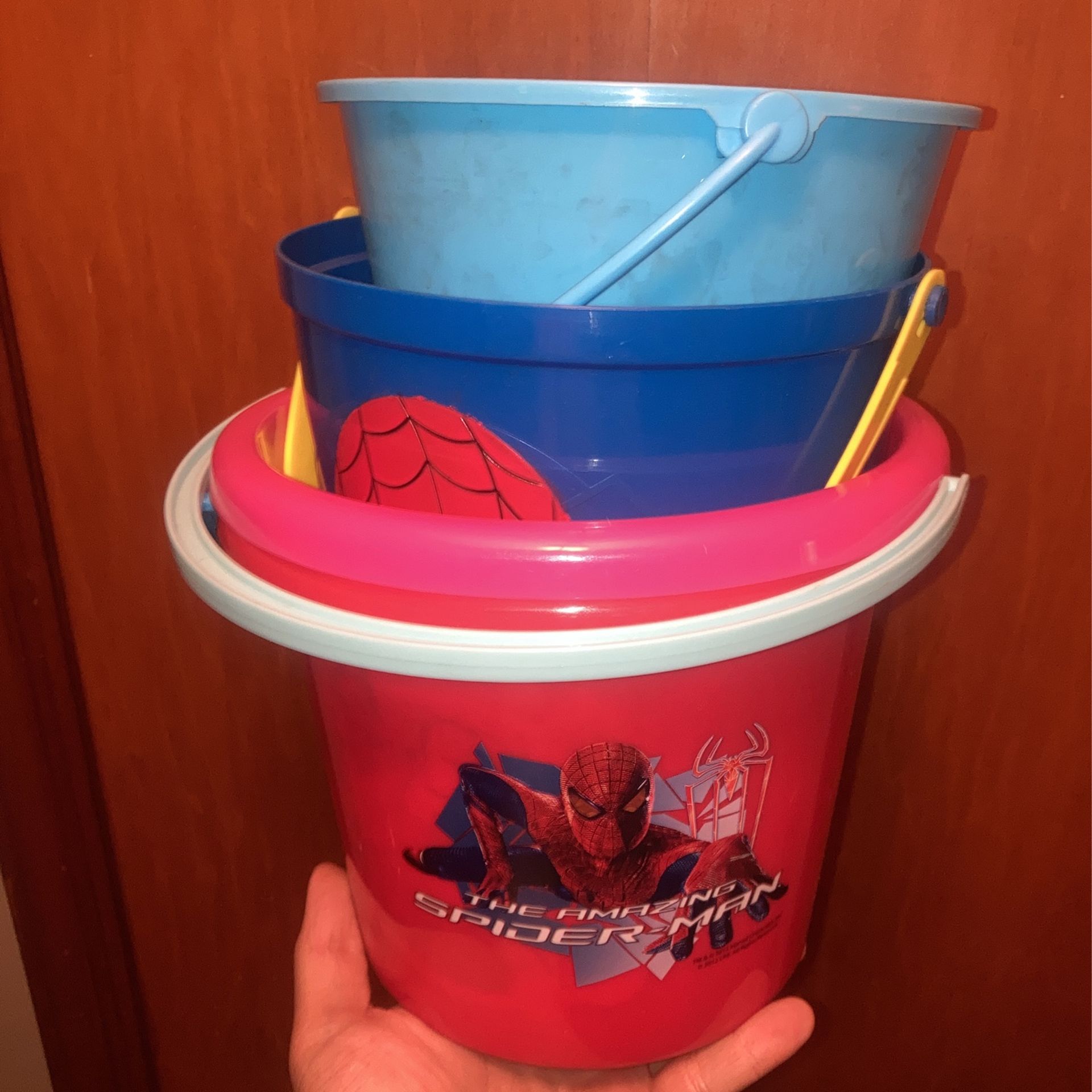 5 Pc. Kids Themed Beach Bucket Set