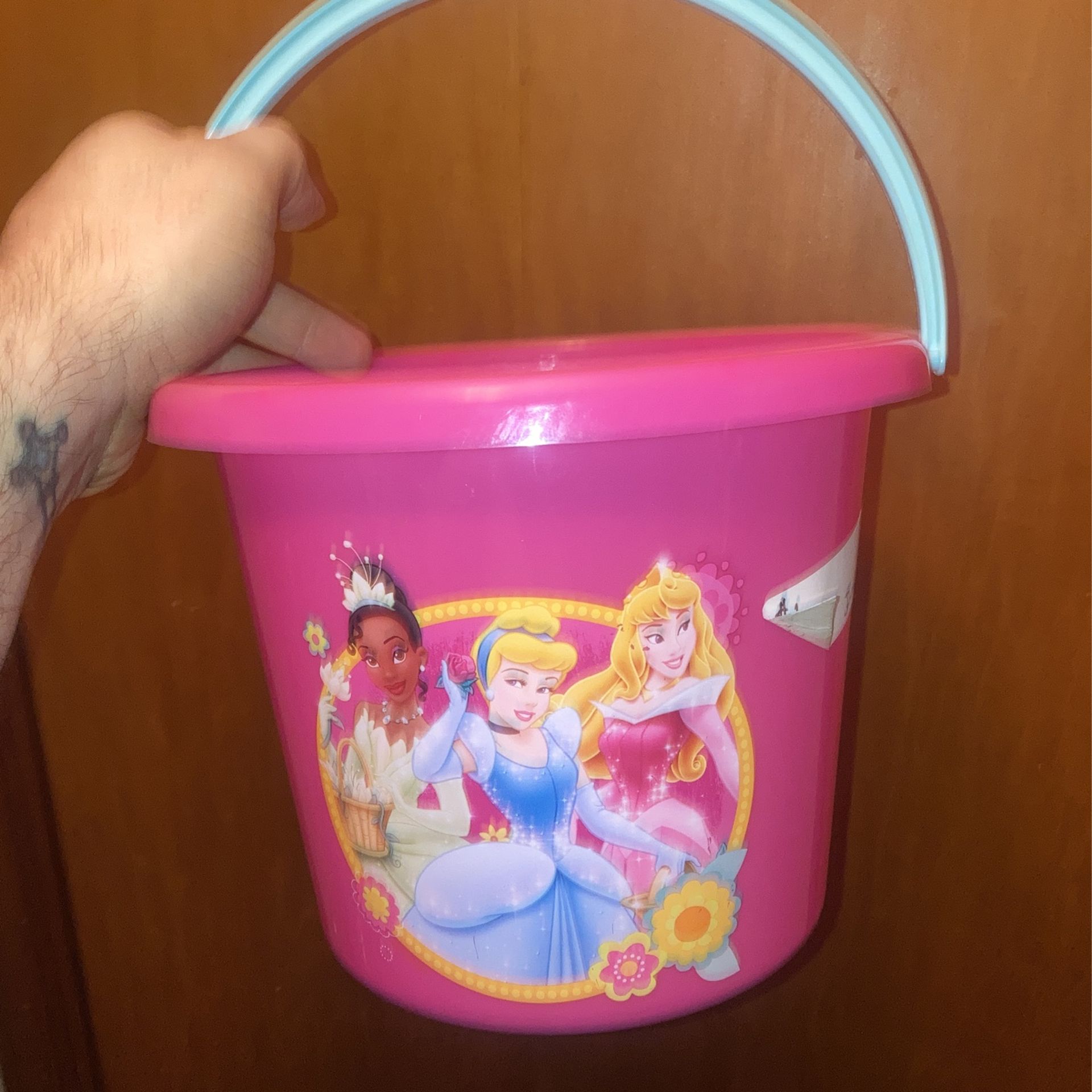 5 Pc. Kids Themed Beach Bucket Set - photo 3