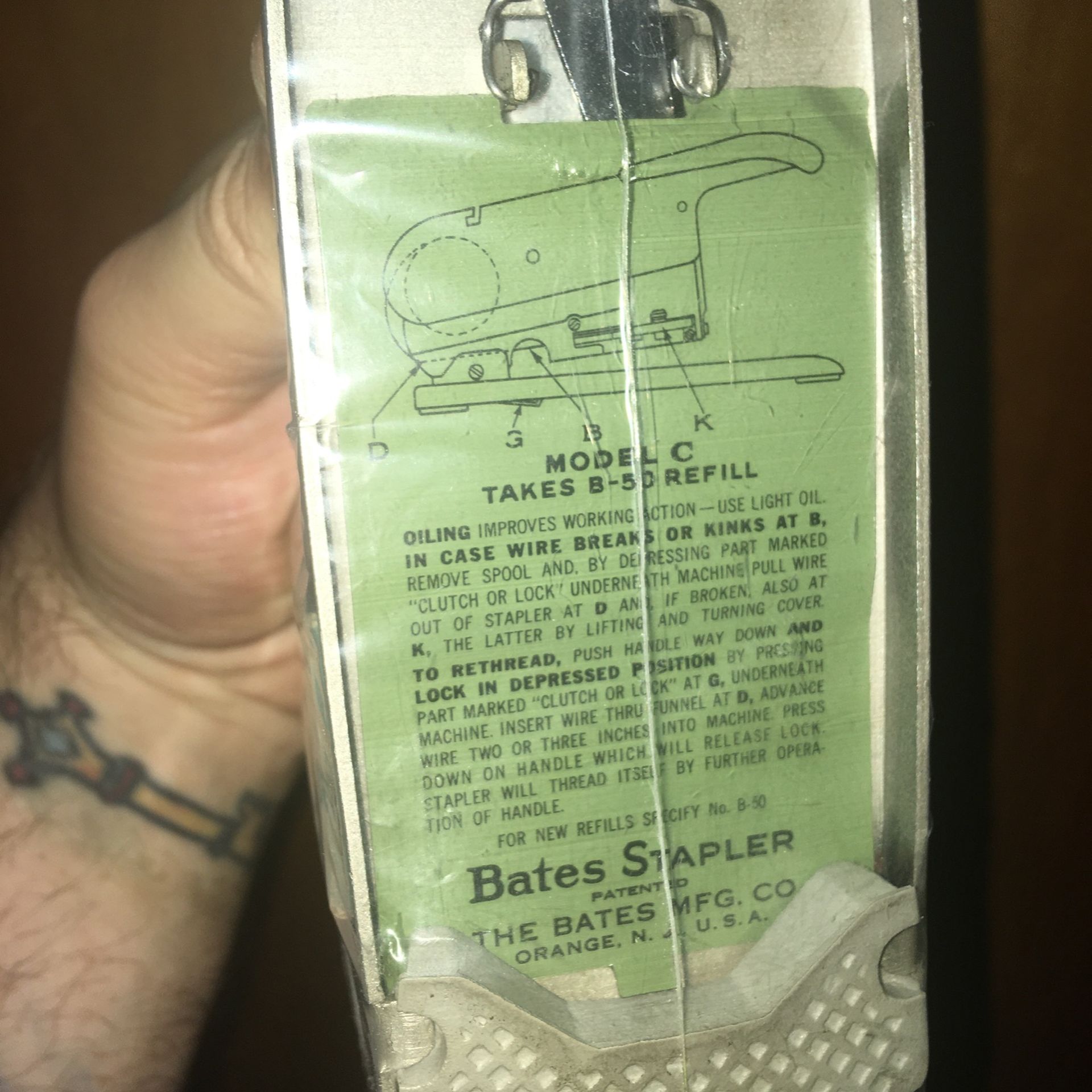 Vintage Bates Type C Wire-Fed Stapler With 2 Refill Boxes - photo 4