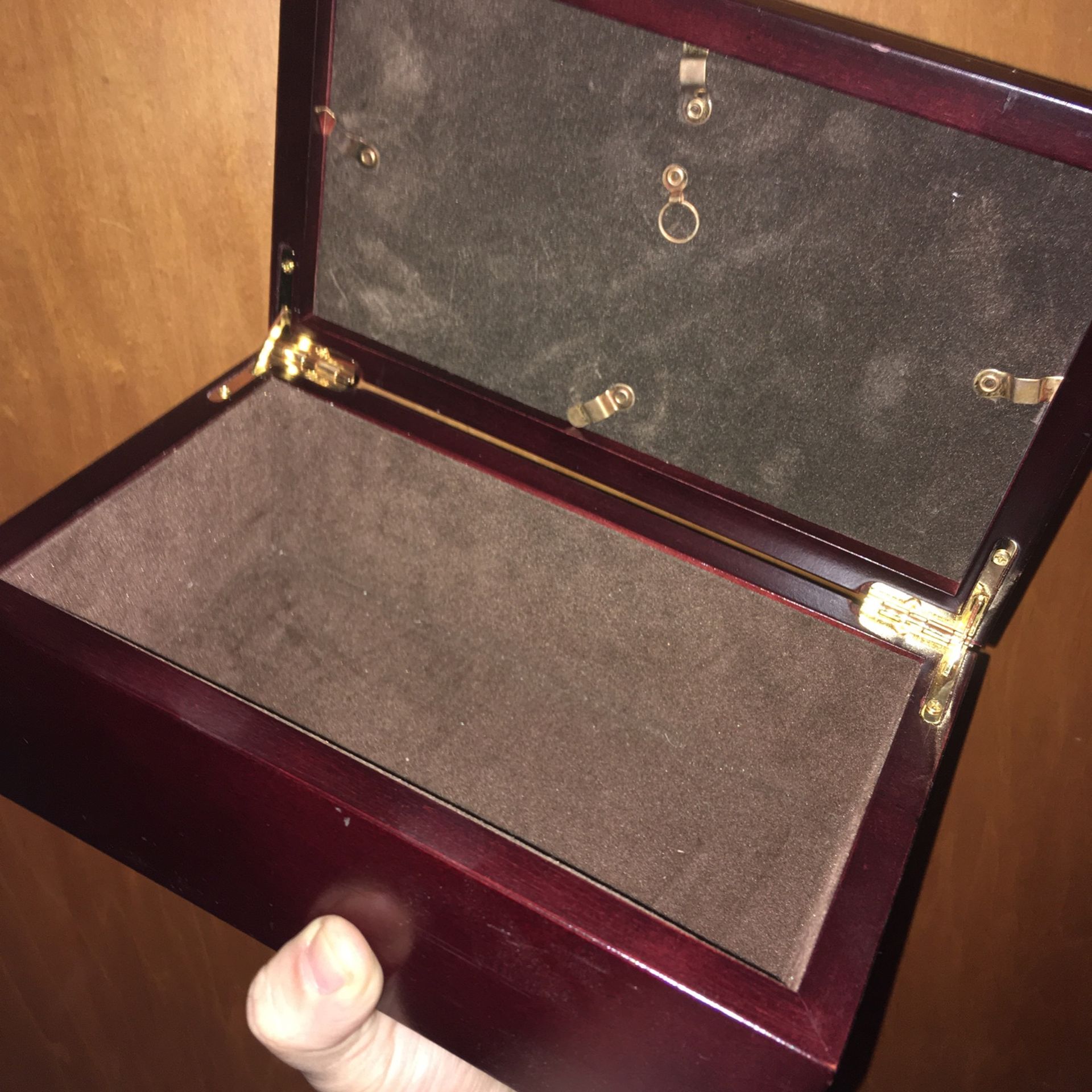 Wooden Jewelry Box - photo 2