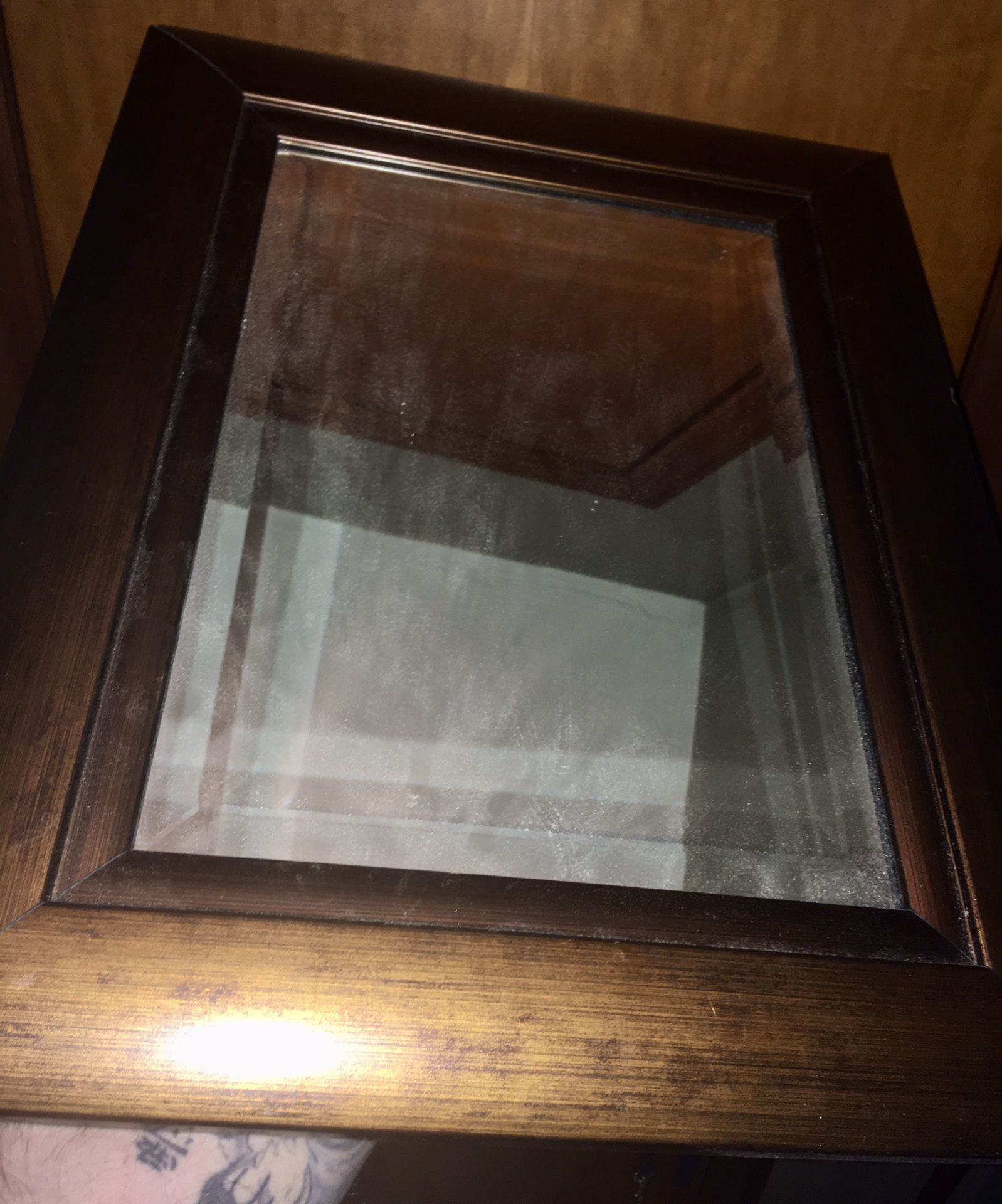 16”x20” Wood Frame Mirror - photo 2