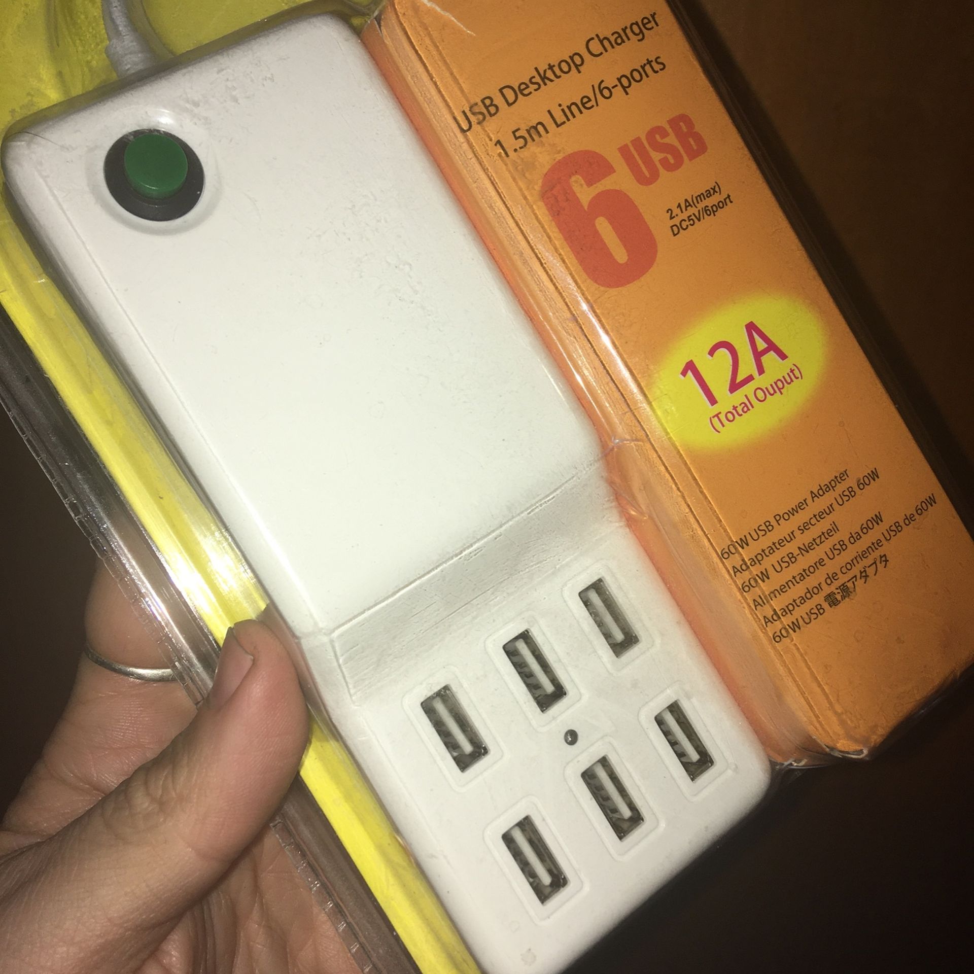6 Port USB Desktop Charger - photo 2