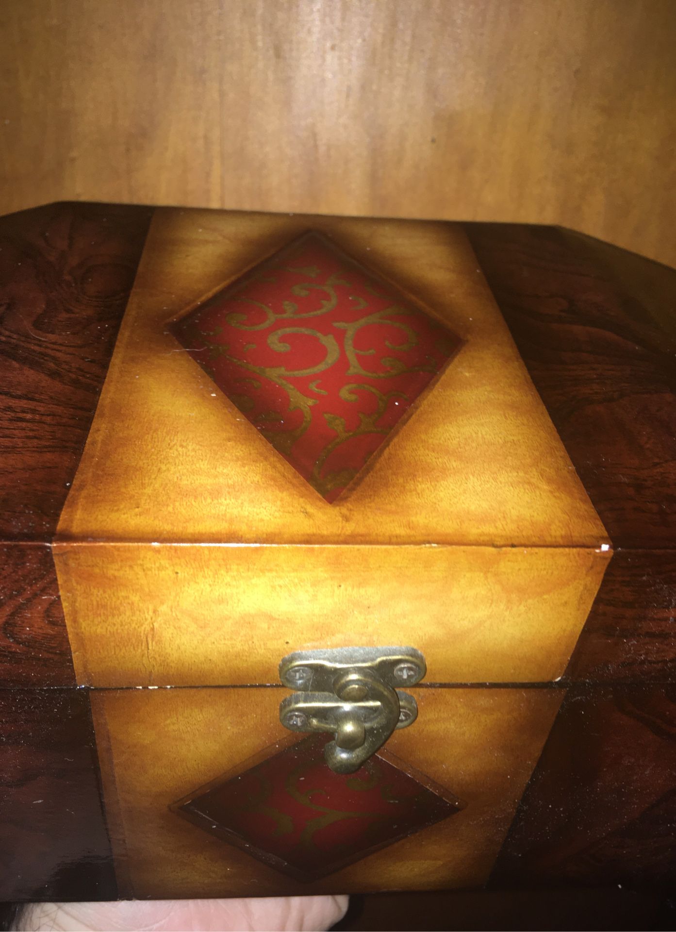 Wooden Jewelry Box - photo 2
