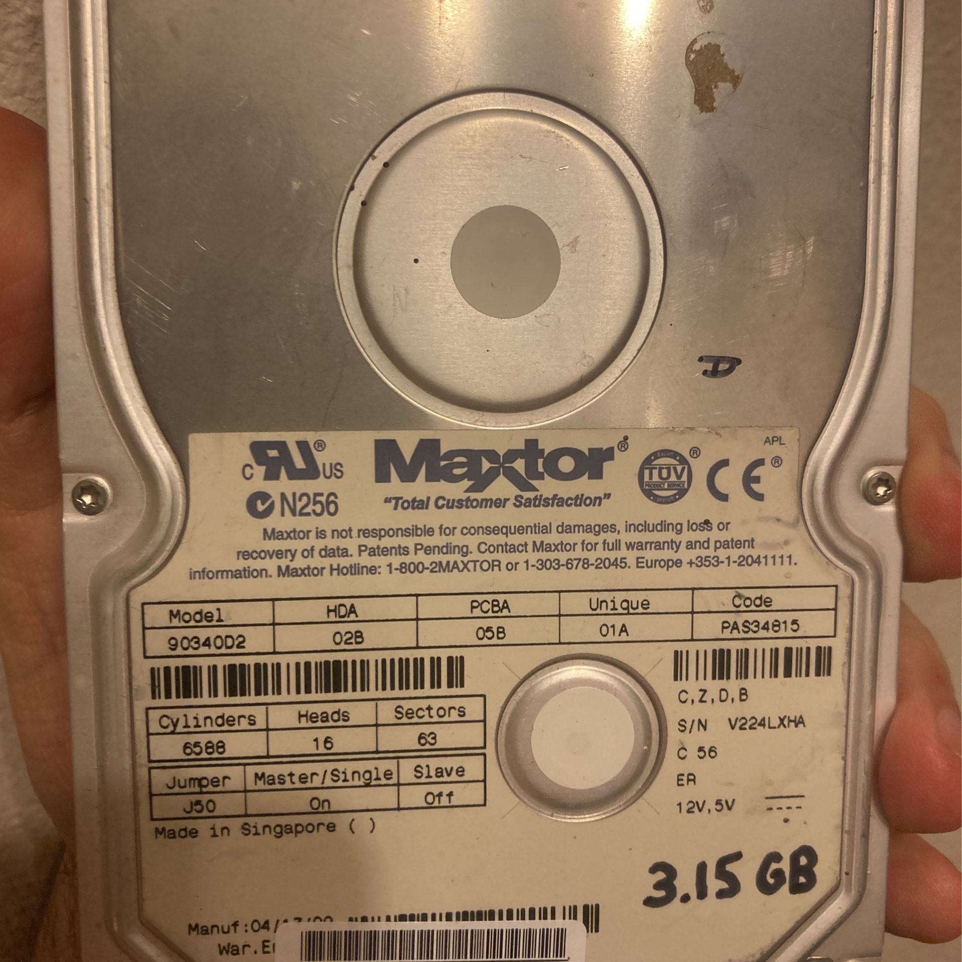 MaxTor 1.3GB/3.15GB IDE Hard Drive Combo - photo 4