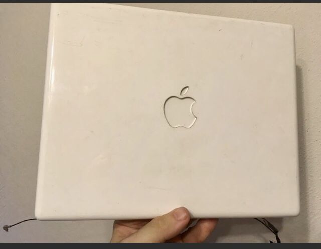 Replacement iBook Screen - photo 2