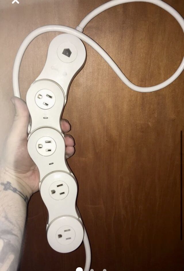 Quirky Pivot Power Genius Smart Strip