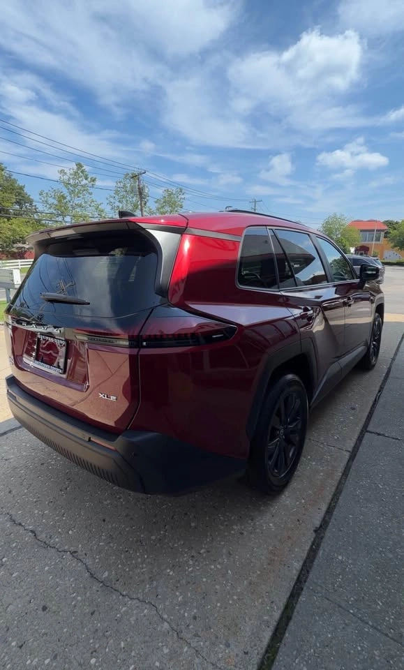 2026 Toyota RAV4 Hybrid · XLE - photo 4