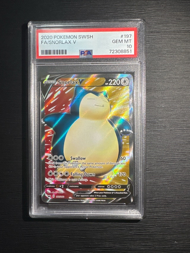 Pokemon Snorlax V 197/202 PSA 10