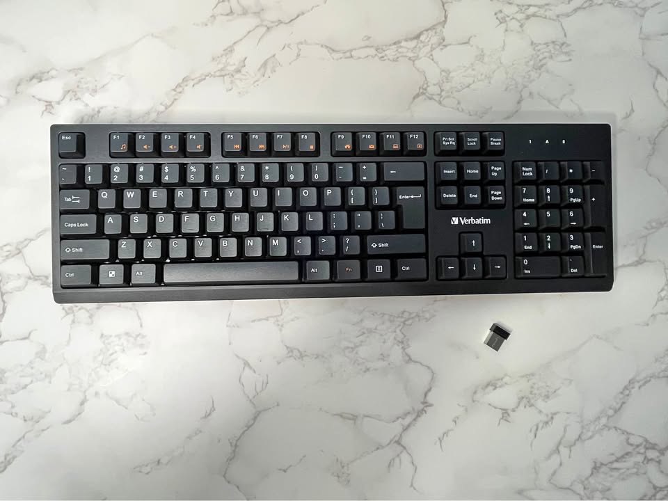 Verbatim Slimline Wireless Keyboard 2.4GHz USB