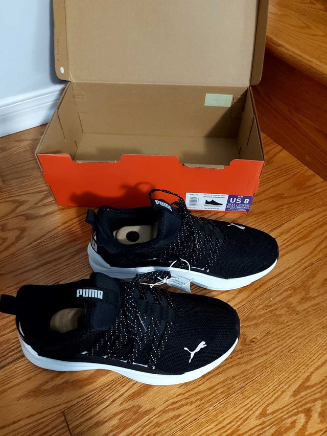 Women shoes size 8