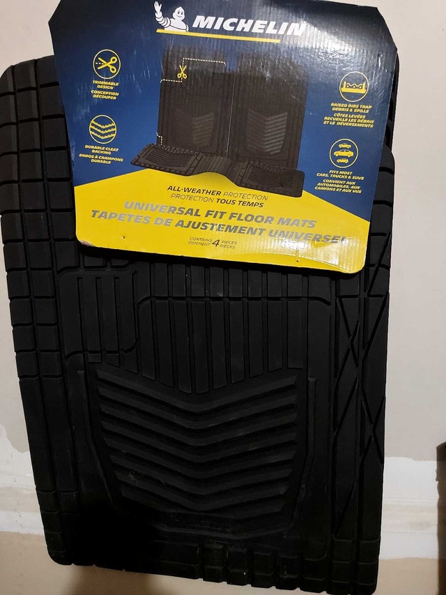 New universal floor mats for sale - photo 3