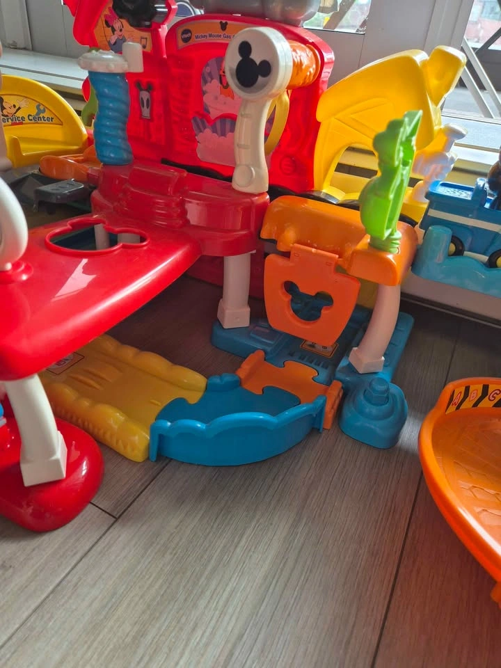 VTech Go! Go! Smart Wheels Mickey Mouse Gas & Go Repair Shop - photo 2