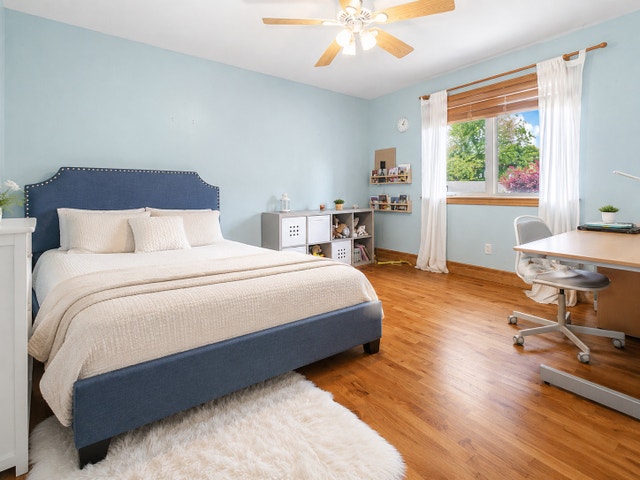 Upholstered Double/Full Bed Frame - photo 3