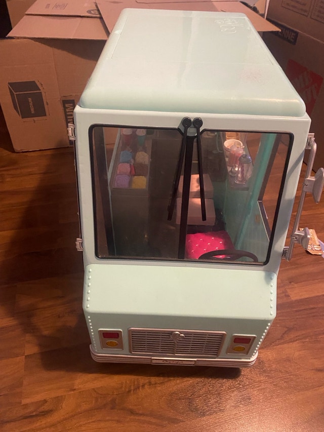 Our Generation Ice Cream Truck - photo 3