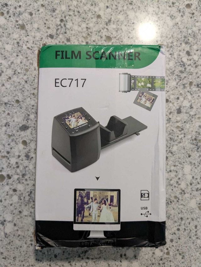 EC717 Film Scanner