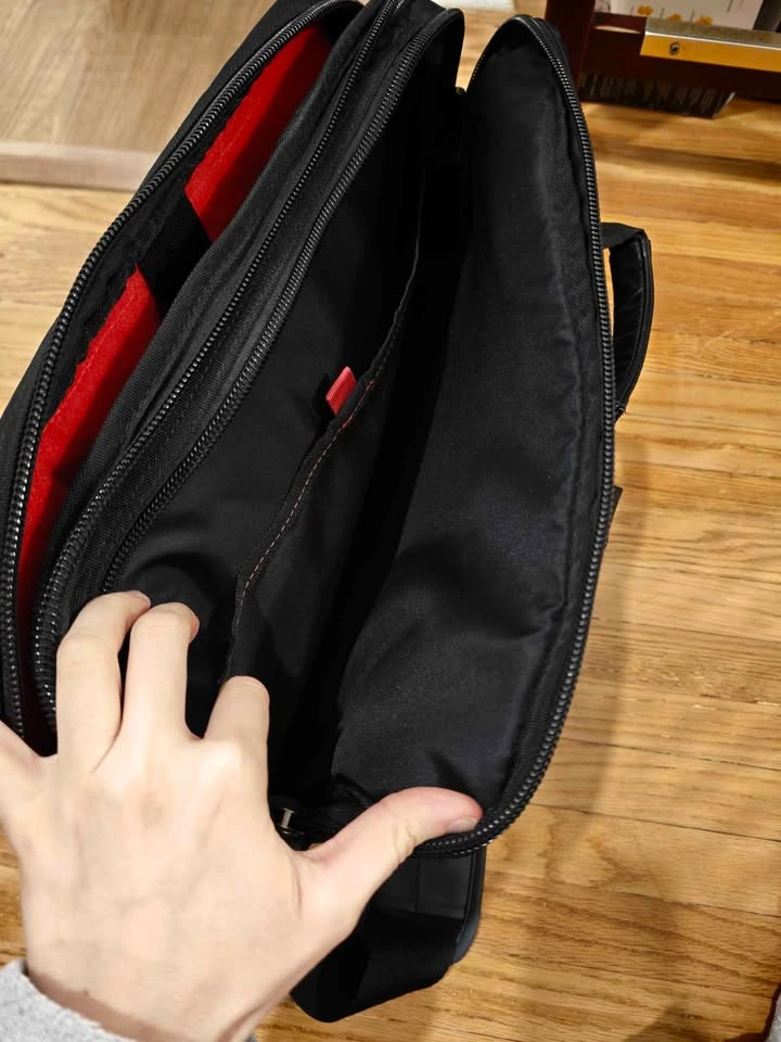 17" Laptop shoulder bag - photo 5
