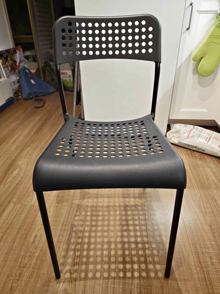 IKEA SANDSBERG chair black