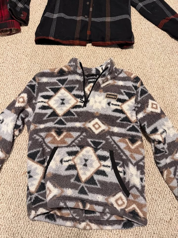 Name brand Jackets and pullovers - photo 2