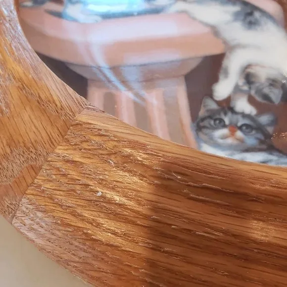 Hamilton Collection Plates: Cats & Golden Retrievers image indicator(9)