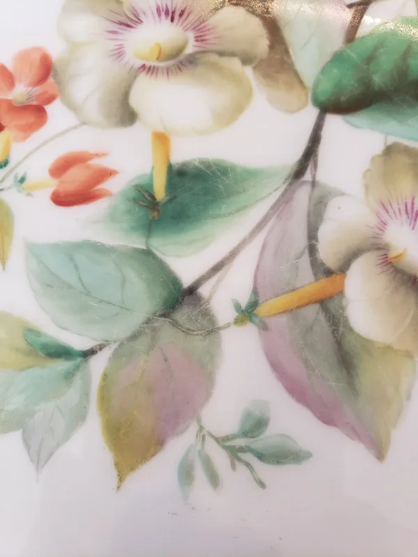 5 Vintage Green Floral Plates with Gold Rim image indicator(7)