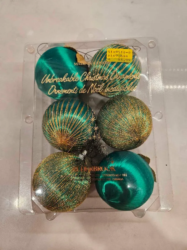 Vintage Alberbrook Christmas Ornaments thumbnail