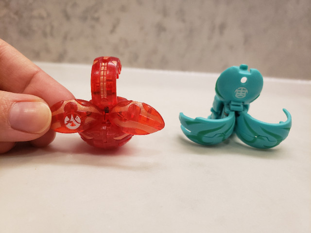 Bakugan Translucent Dragnoid and Reaper Green Ve - photo 3
