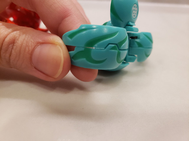 Bakugan Translucent Dragnoid and Reaper Green Ve - photo 5