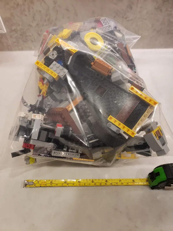 Large bag of LEGO (may include Toy Story, Ninjaro, Ninja Turtle) image indicator(4)