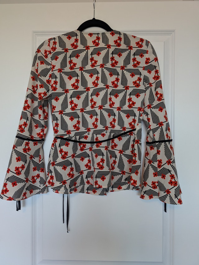 Topshop Cherry Blossom Print Wrap Blouse - XS - photo 5