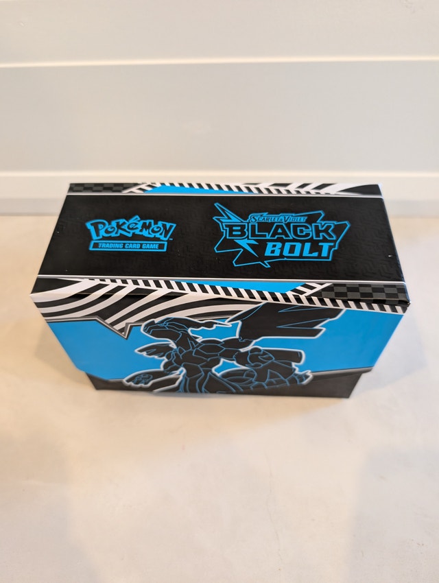 Pokemon Black Bolt Elite Trainer Box - photo 2