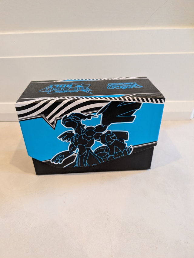 Pokemon Black Bolt Elite Trainer Box - photo 4