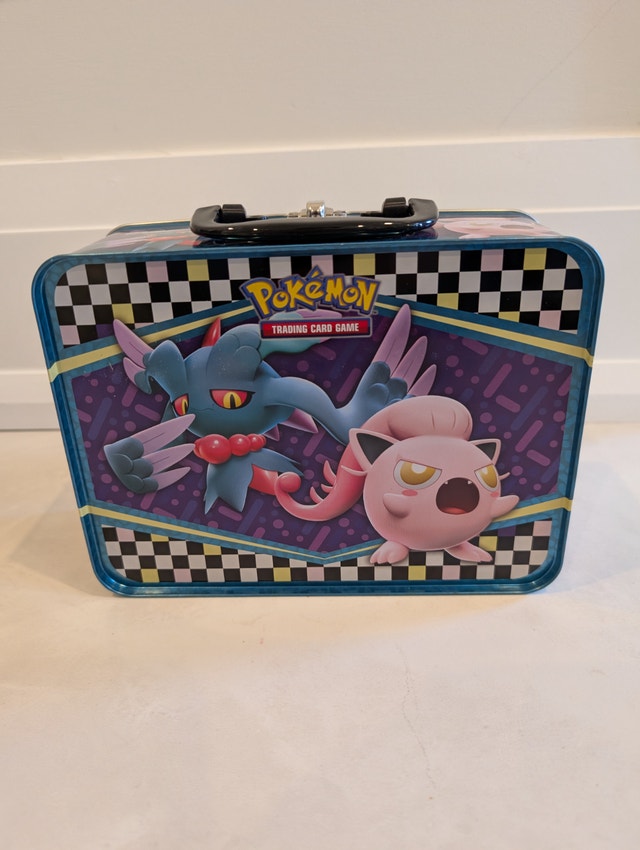 Pokémon TCG: Collector Chest (2024)- Tin only - photo 4