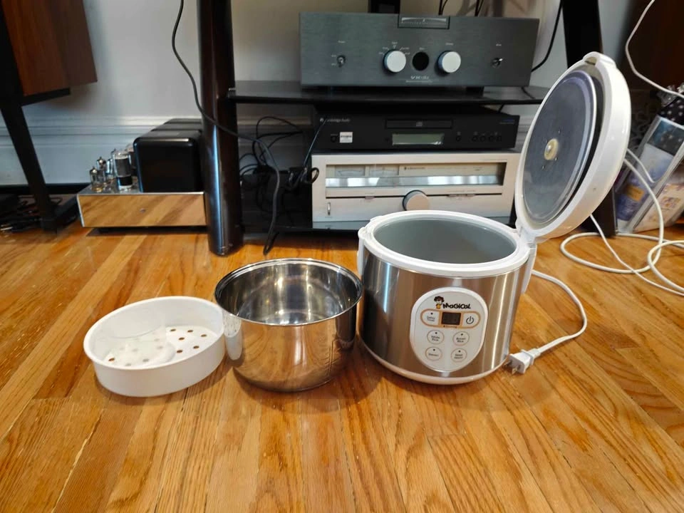 Rice cooker and steamer - photo 2