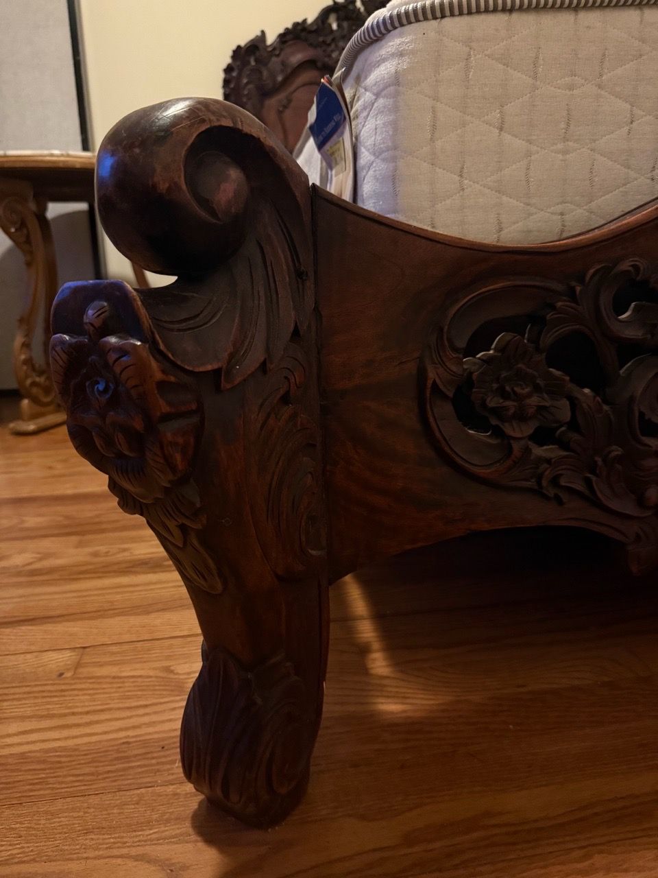 Vintage Rococo Carved Solid Wood Queen Bed Frame - photo 4
