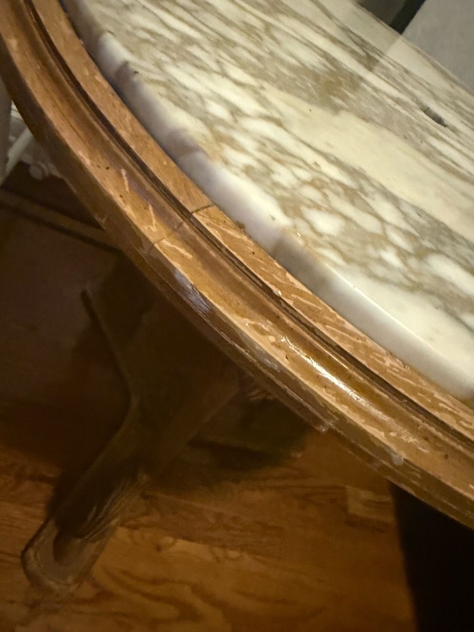 Vintage Marble Top Round Accent Table - Carved Wood Base (30") - photo 4