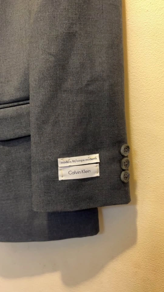 NWT Calvin Klein Boys Formal 2-Piece Suit Set – Dark Grey - photo 2