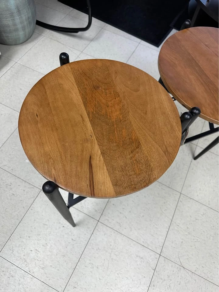 Pair of Wood and Metal Side Tables - photo 4